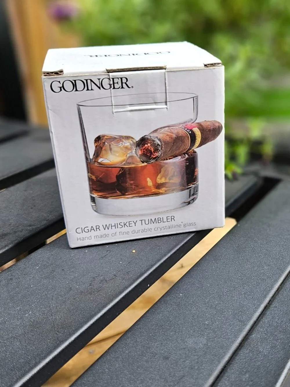 Godinger out box